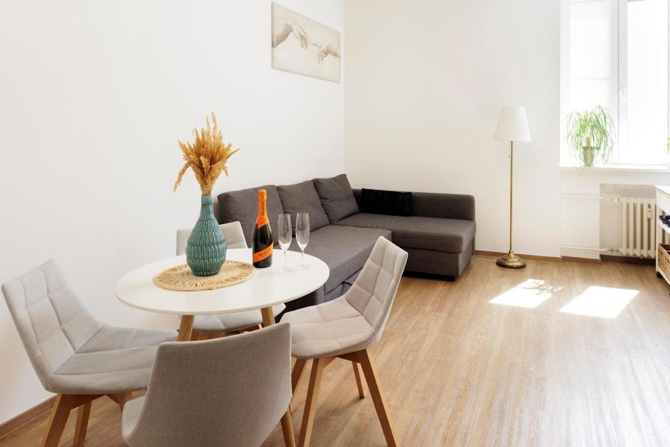 Appartement Boutique Flat in Old Town à Bratislava Extérieur photo