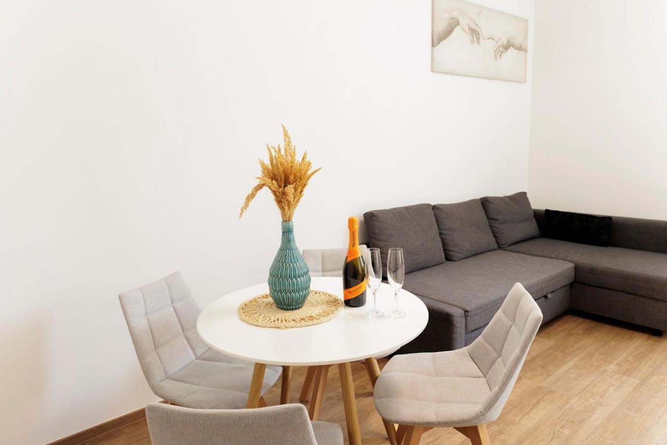 Appartement Boutique Flat in Old Town à Bratislava Extérieur photo